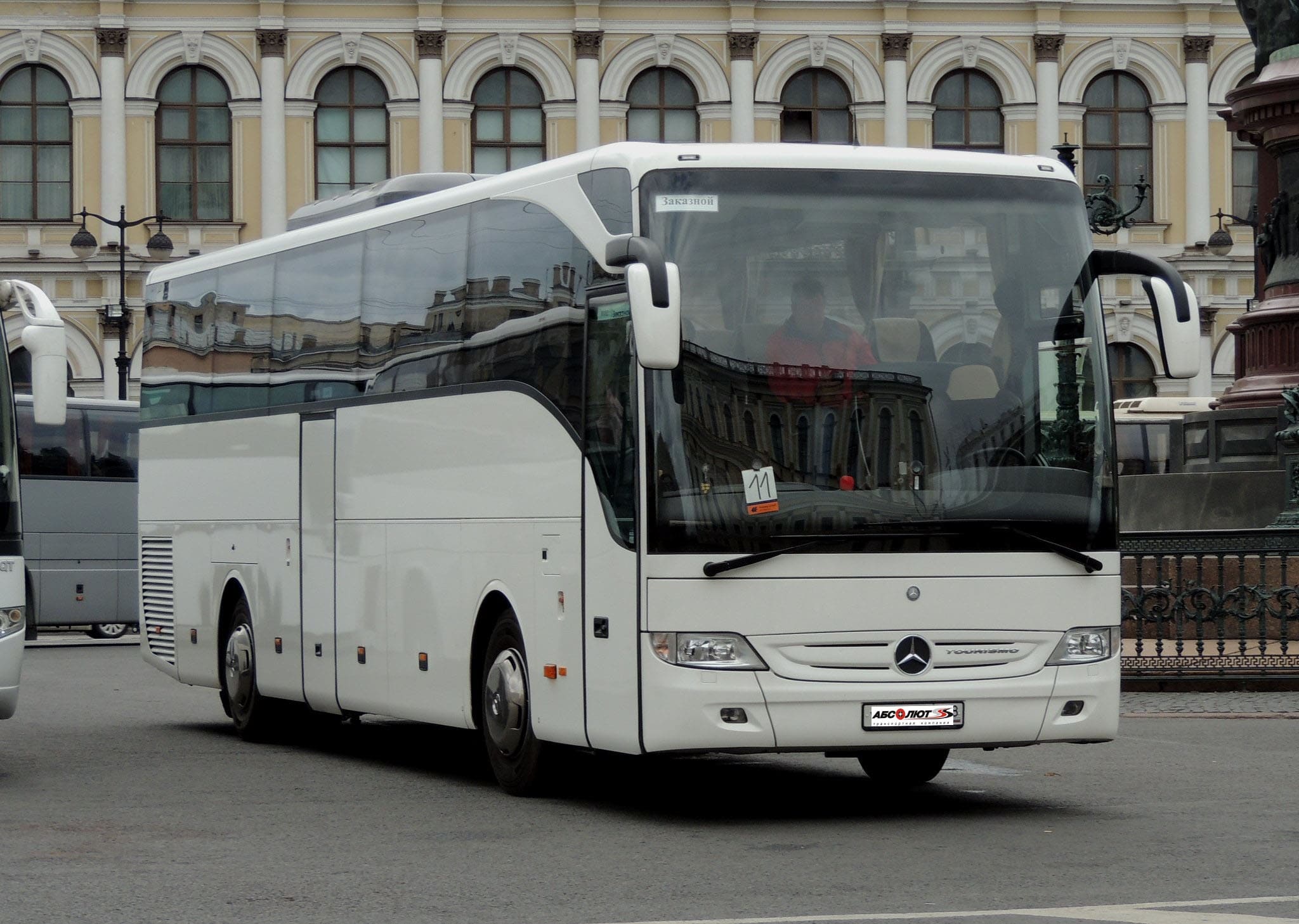 Mercedes-Benz Tourismo - фото 1