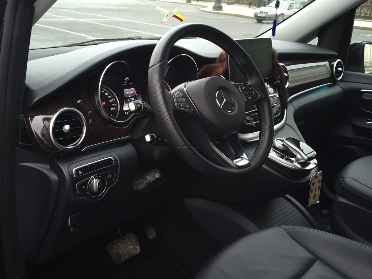 Mercedes-Benz V-class - фото 7