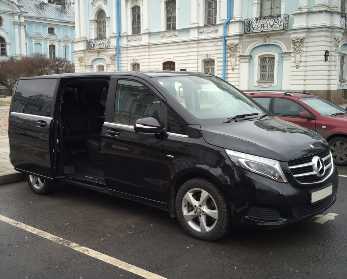 Mercedes-Benz V-class - фото 1